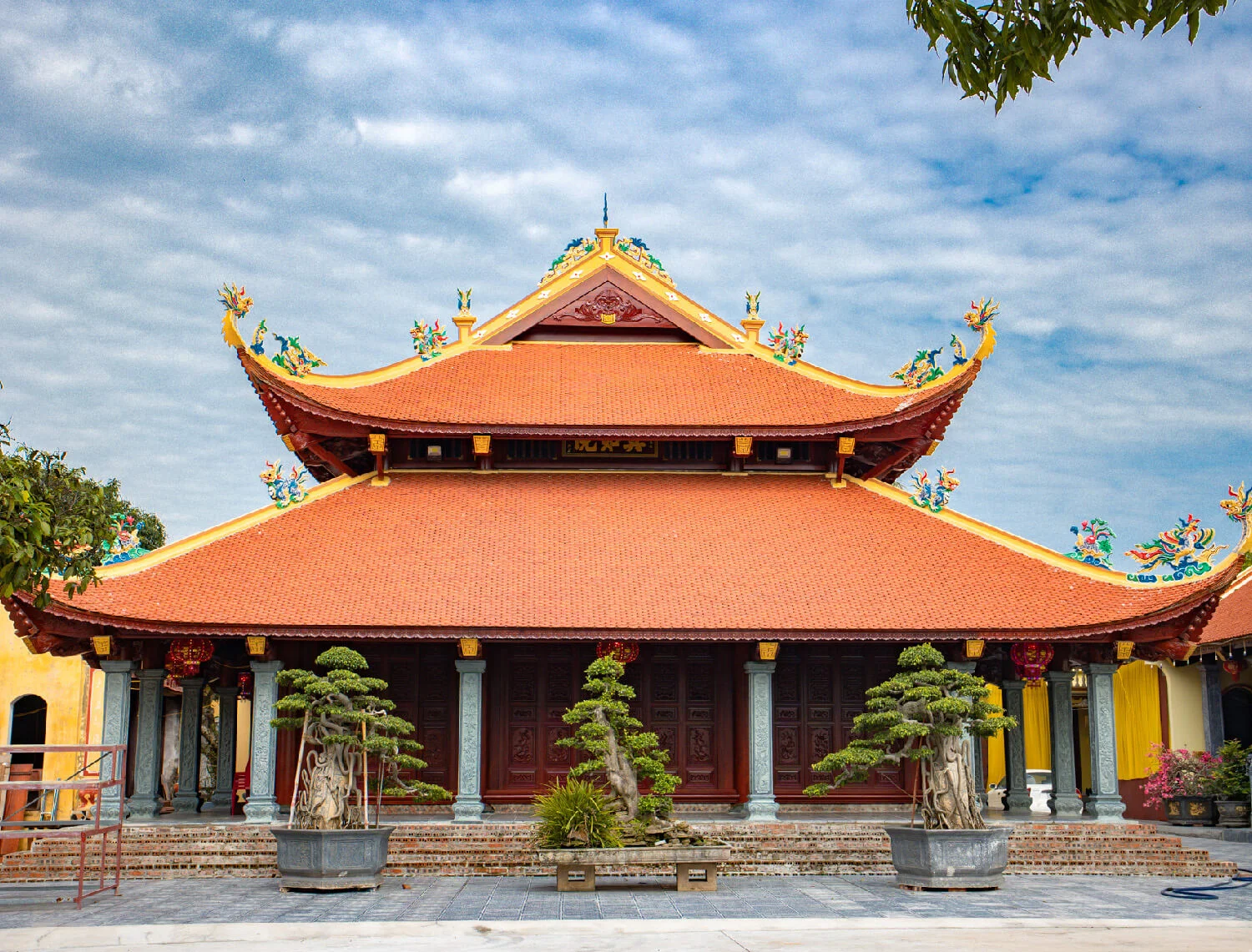 NHÀ GỖ NAM CƯỜNG