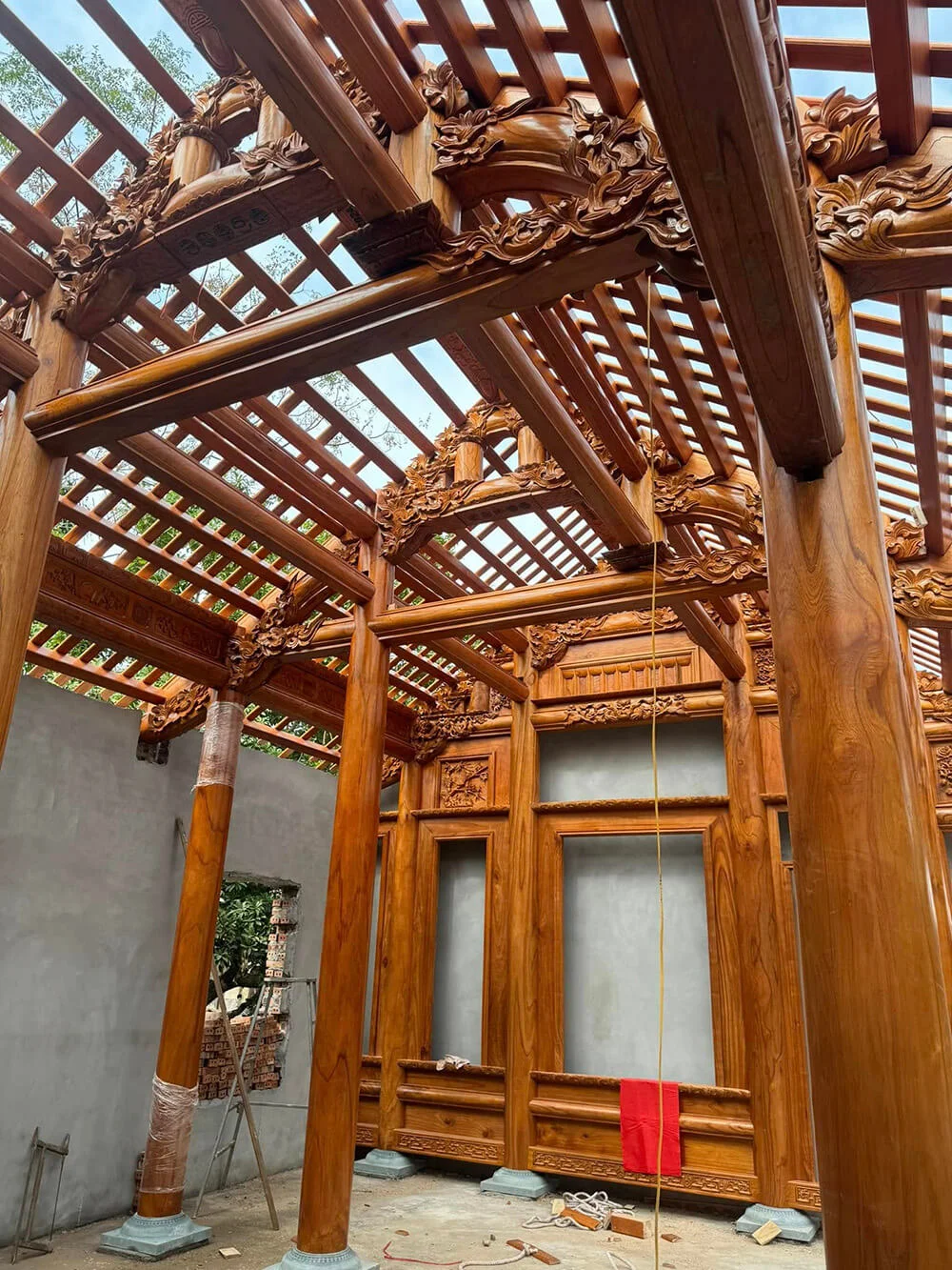 Nhà gỗ 3 gian, gỗ xoan ta
