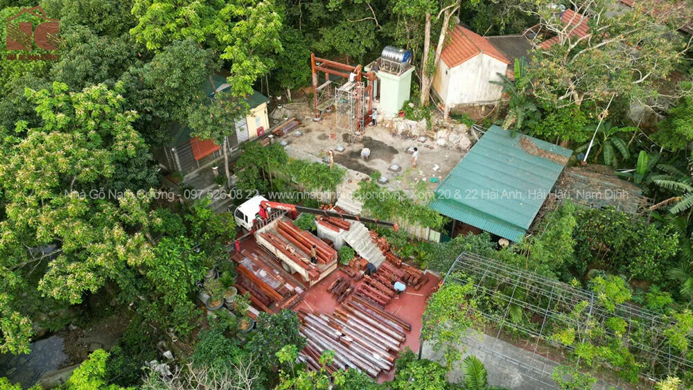 lap-dung-nha-go-4-vi-3-gian-20-cot-tai-yen-tu-quang-ninh-10