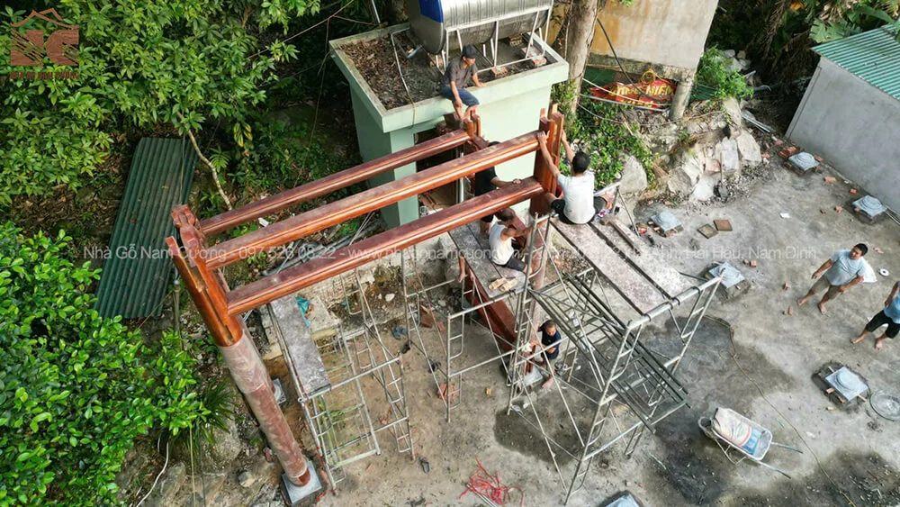 lap-dung-nha-go-4-vi-3-gian-20-cot-tai-yen-tu-quang-ninh-3