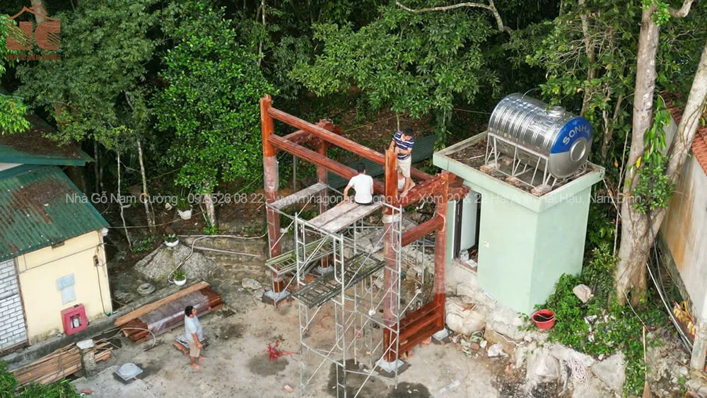 lap-dung-nha-go-4-vi-3-gian-20-cot-tai-yen-tu-quang-ninh-4