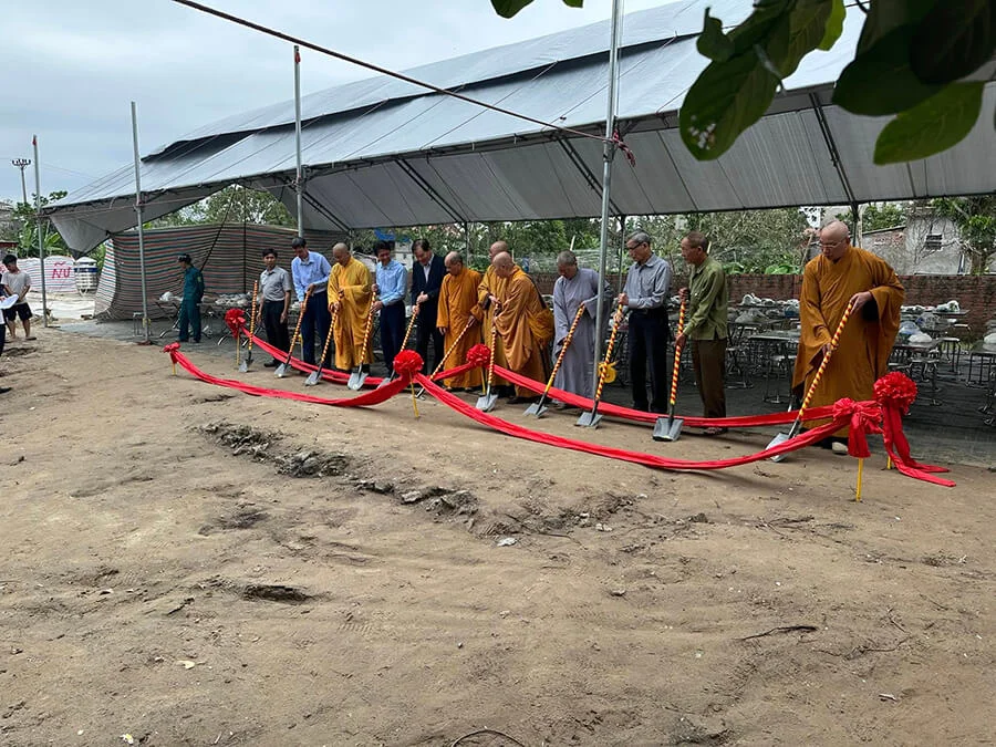 le-dong-tho-trung-tu-chua-hung-phuc-thanh-ha-hai-duong-4