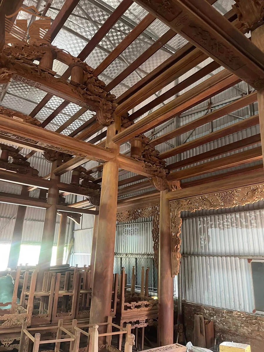 mau-nha-go-6-vi-5-gian-go-lim-dang-lap-dung-tai-xuong-kinh-moi-quy-khach-tham-quan-7