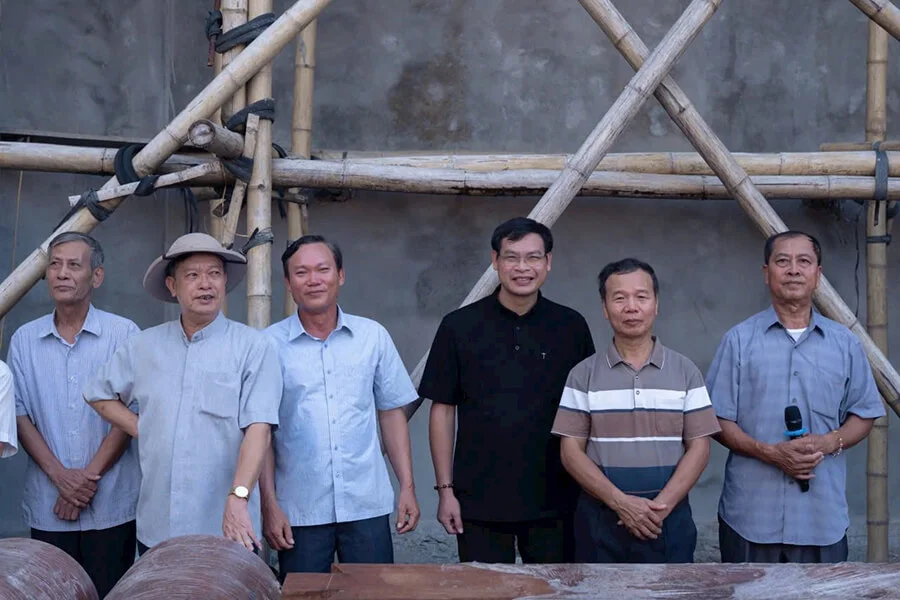 sieu-cong-trinh-nha-tho-giao-xu-quan-lieu-dau-an-kien-truc-va-duc-tin-tai-nghia-hung-nam-dinh-13