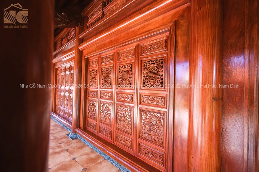Cửa bức bàn