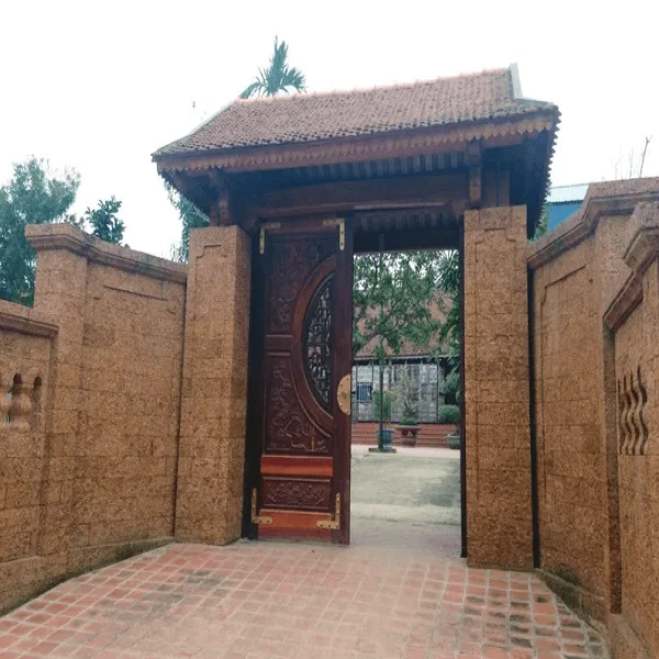 [TOP8] Mẫu cổng gỗ đẹp trong kiến trúc nhà gỗ cổ truyền