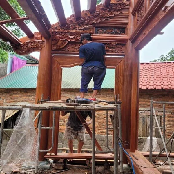 nha-go-3-gian-22-cot-3